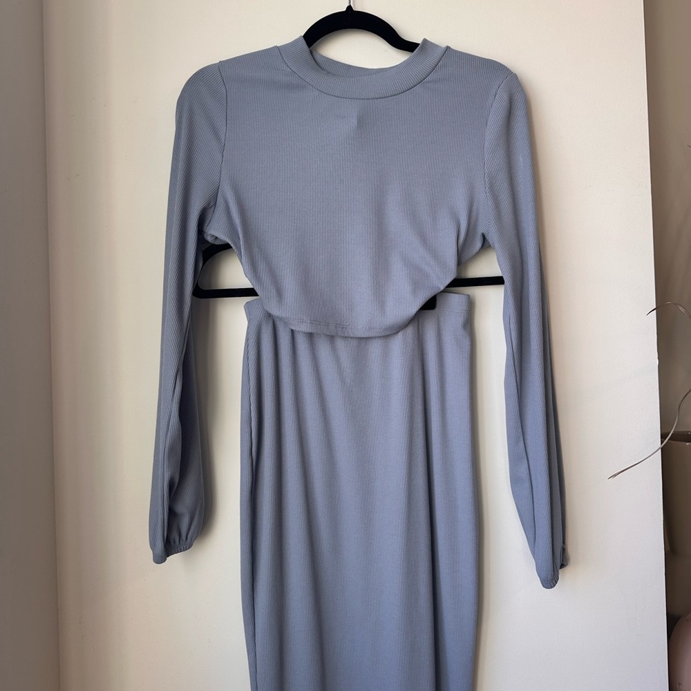 Superdown Lena Midi Set in Dusty Blue size Small - Picture 4 of 15